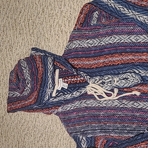 Boho Wearing your Heart on Your Sleeve - Picture 3 of 5